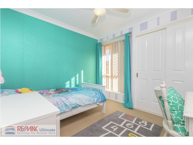 12 Sutherland Crescent, Morayfield QLD 4506