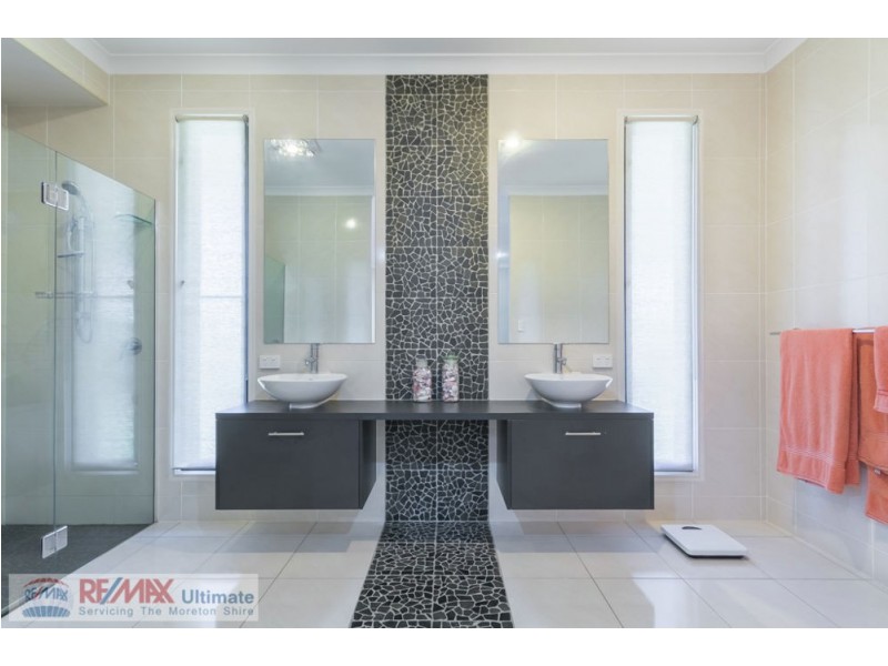 1-3 Northfield Place, Elimbah QLD 4516
