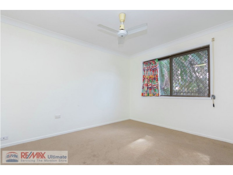 24 Vista Court, Newport QLD 4020