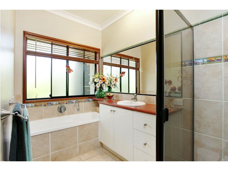 25 Mainsail Drive, Caboolture South QLD 4510