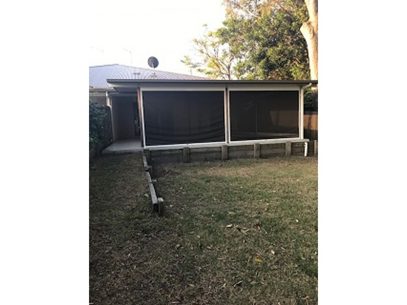 1/8 Third Ave, Bongaree QLD 4507