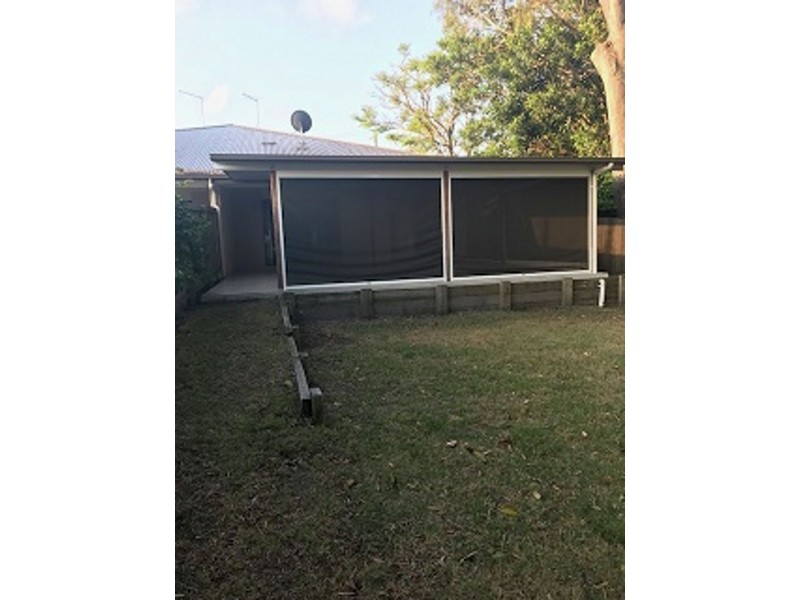 1/8 Third Ave, Bongaree QLD 4507