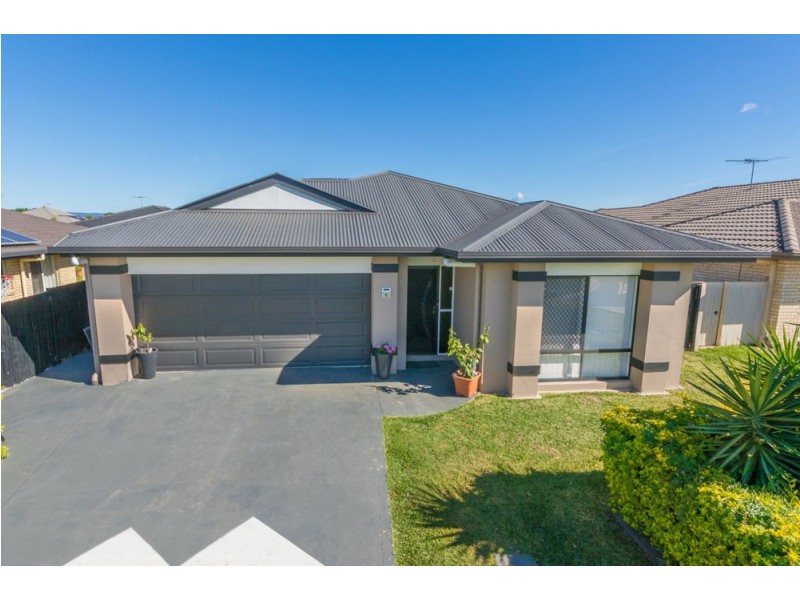 16 Crooks Street, Caboolture QLD 4510