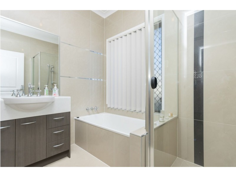 16 Crooks Street, Caboolture QLD 4510