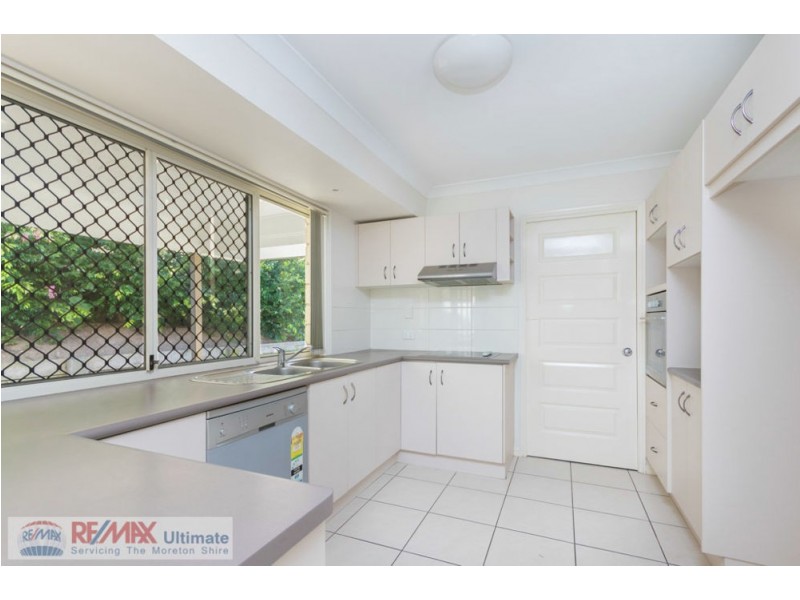 11 Summerhill Drive, Morayfield QLD 4506