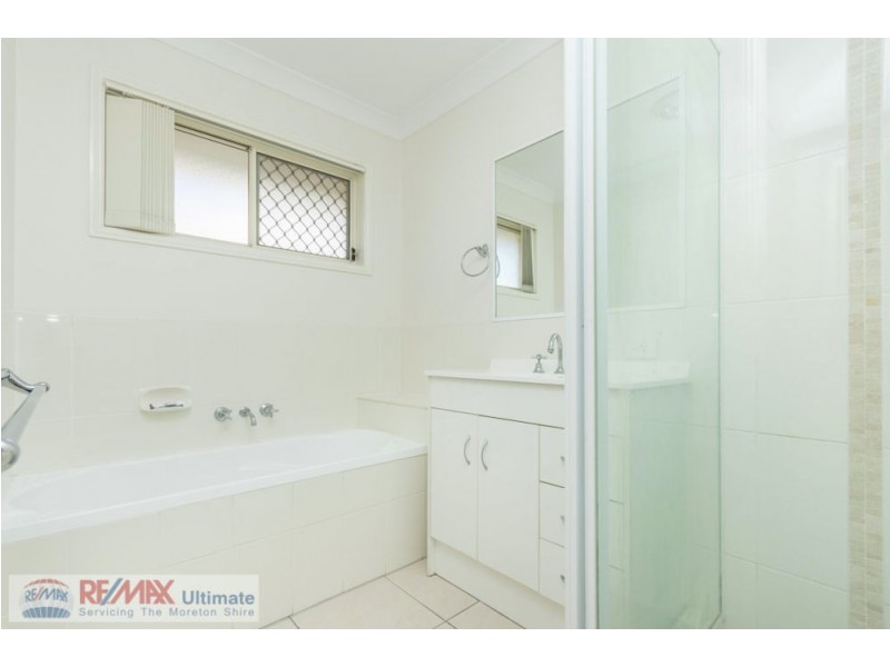 11 Summerhill Drive, Morayfield QLD 4506