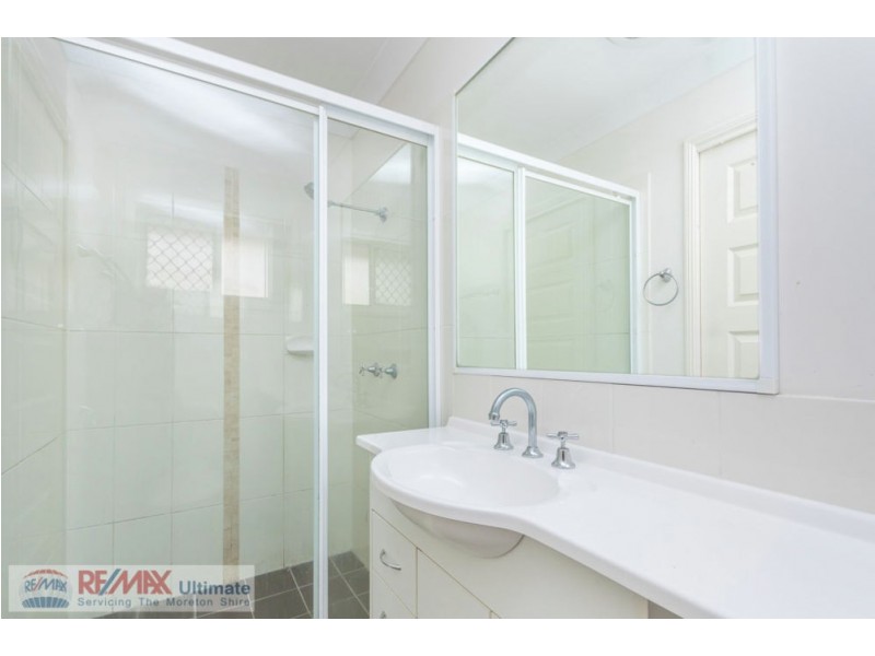 11 Summerhill Drive, Morayfield QLD 4506