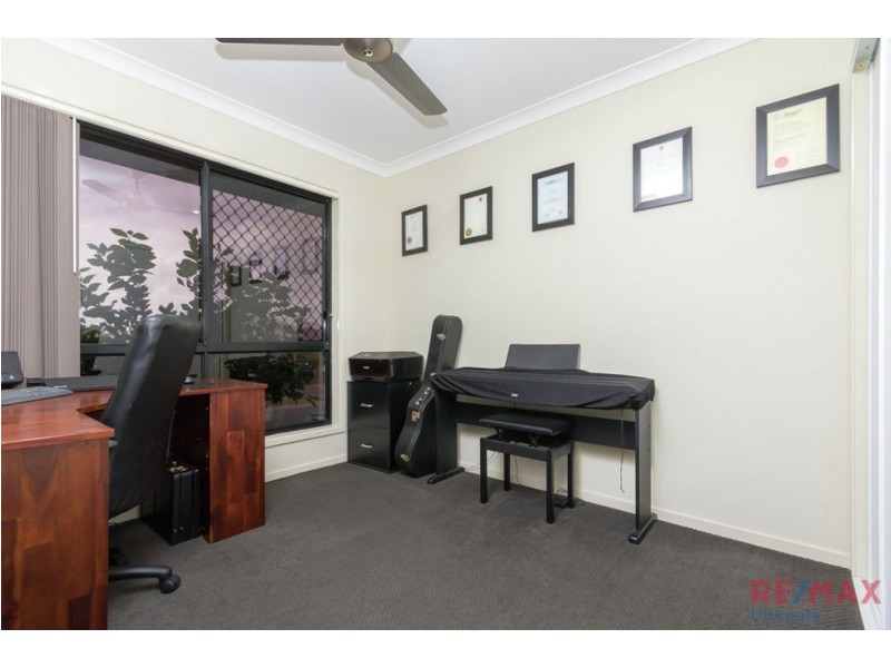 15 Kamala Street, Morayfield QLD 4506