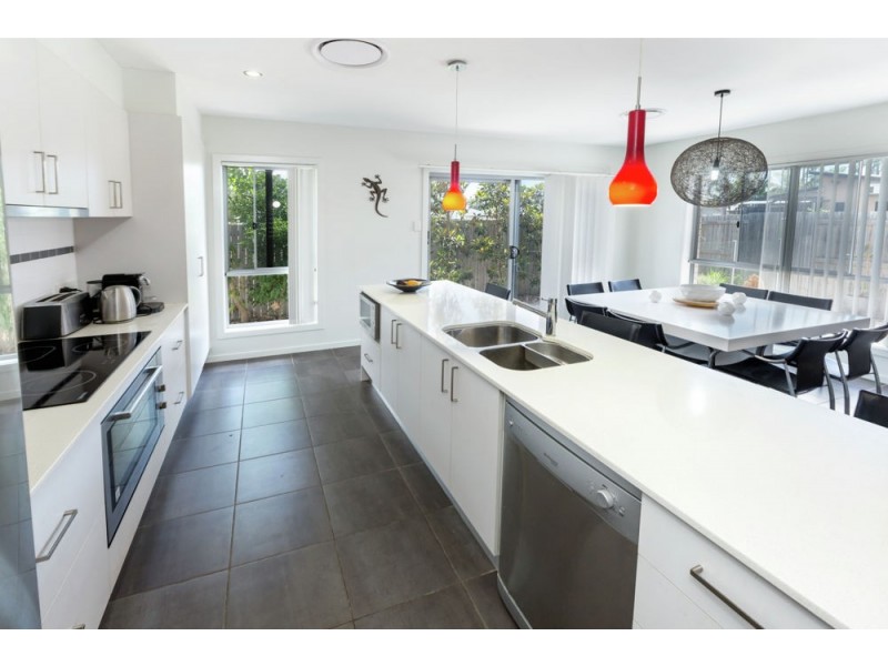 5 Steamview Court, Burpengary QLD 4505