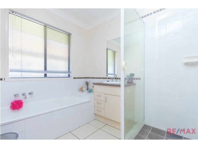 34 Whitfield Crescent, North Lakes QLD 4509