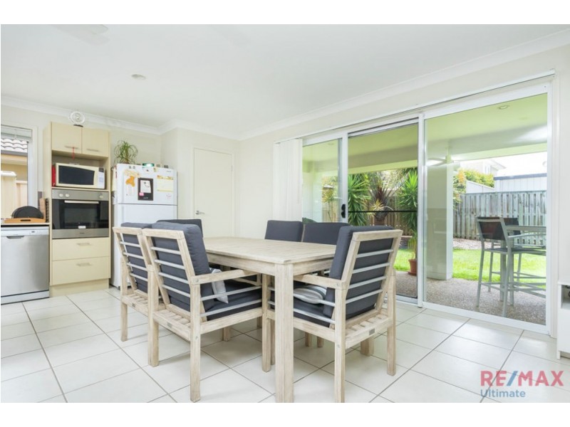 8 Robusta Court, Banksia Beach QLD 4507