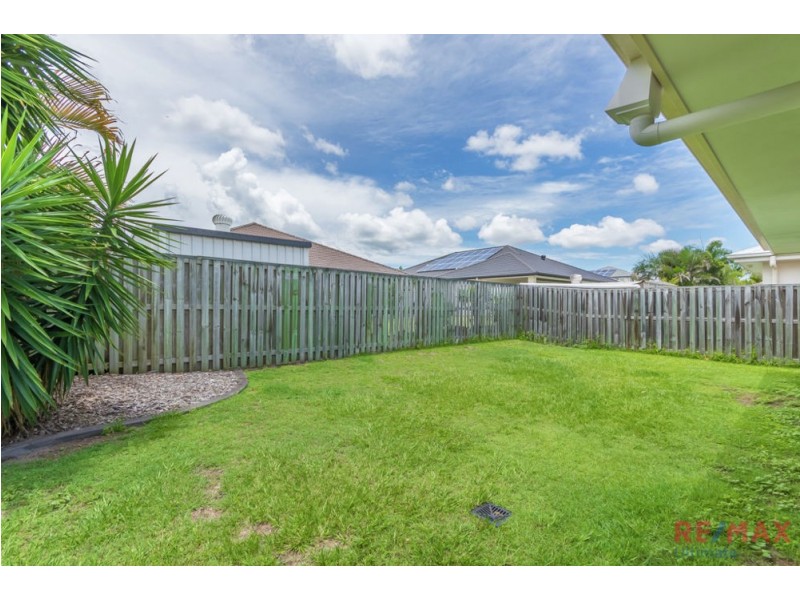 8 Robusta Court, Banksia Beach QLD 4507