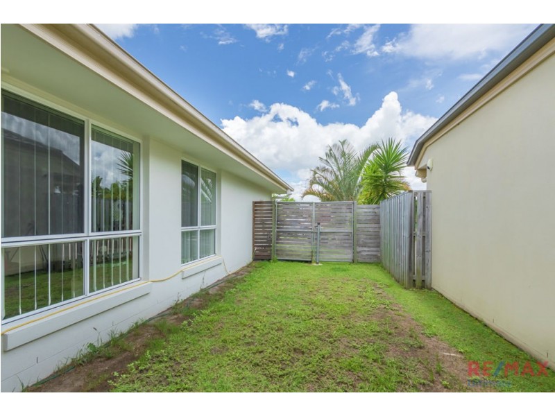 8 Robusta Court, Banksia Beach QLD 4507