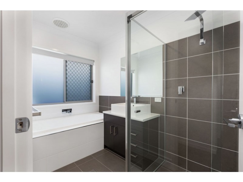 9 Aplin Court, Burpengary QLD 4505