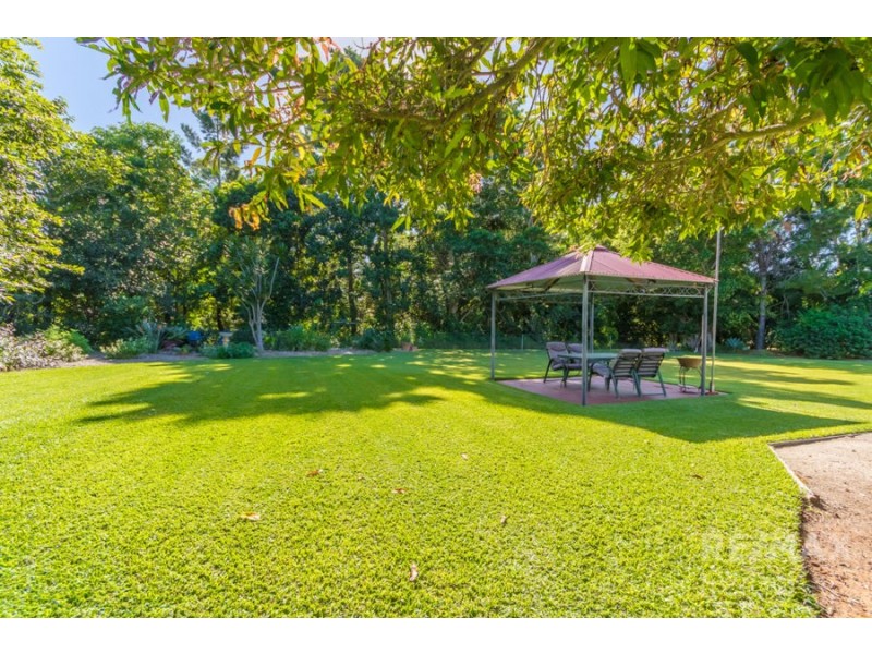 15 Hanover Court, Morayfield QLD 4506