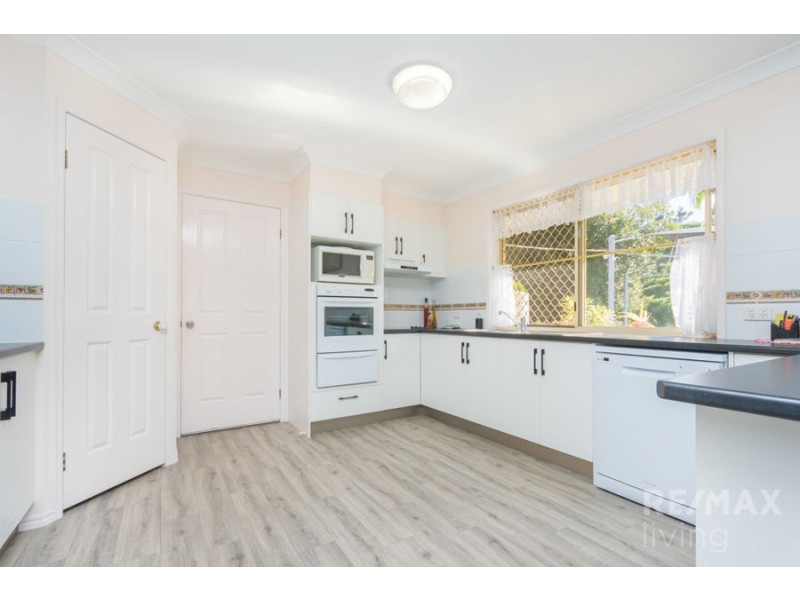 15 Hanover Court, Morayfield QLD 4506