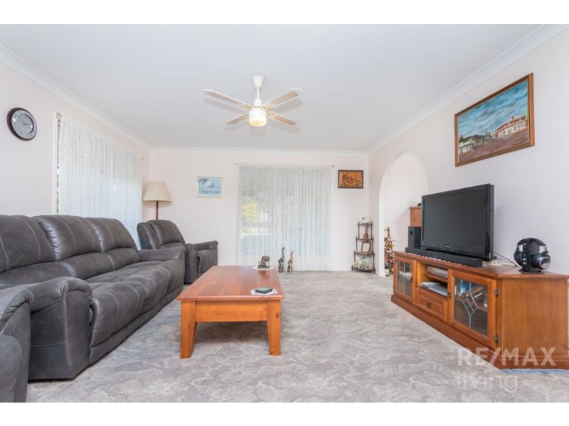 15 Hanover Court, Morayfield QLD 4506
