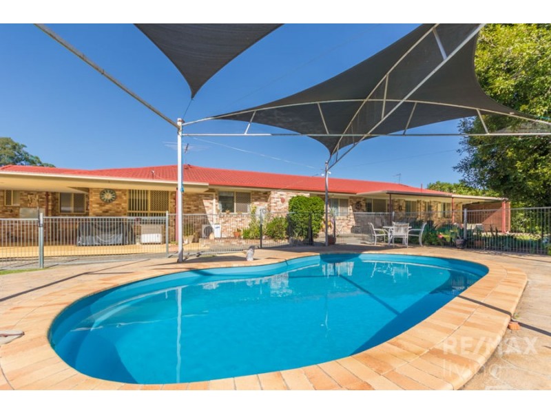 15 Hanover Court, Morayfield QLD 4506
