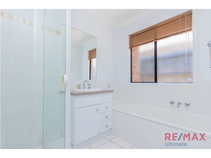 17 Whittome Esplanade, Murrumba Downs QLD 4503