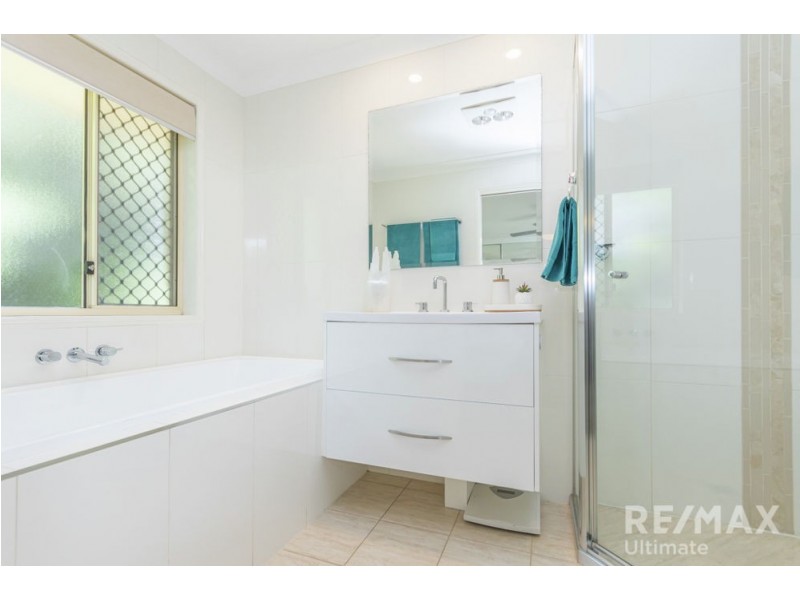 56 Affleck Avenue, Petrie QLD 4502