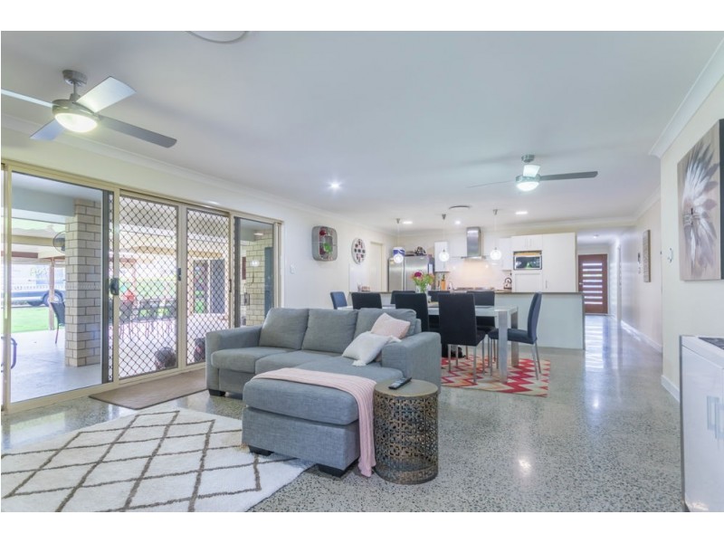 20-22 Country Court, Elimbah QLD 4516