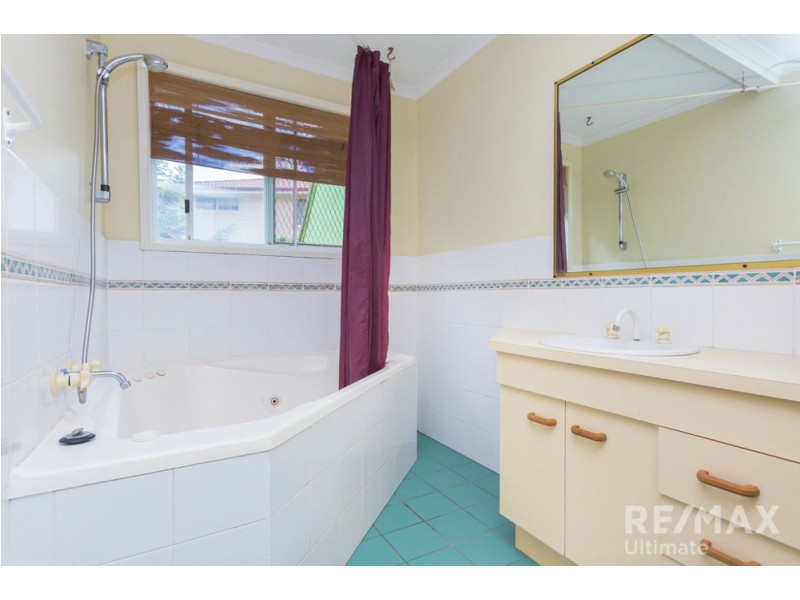 5 Bosun Court, Caboolture South QLD 4510
