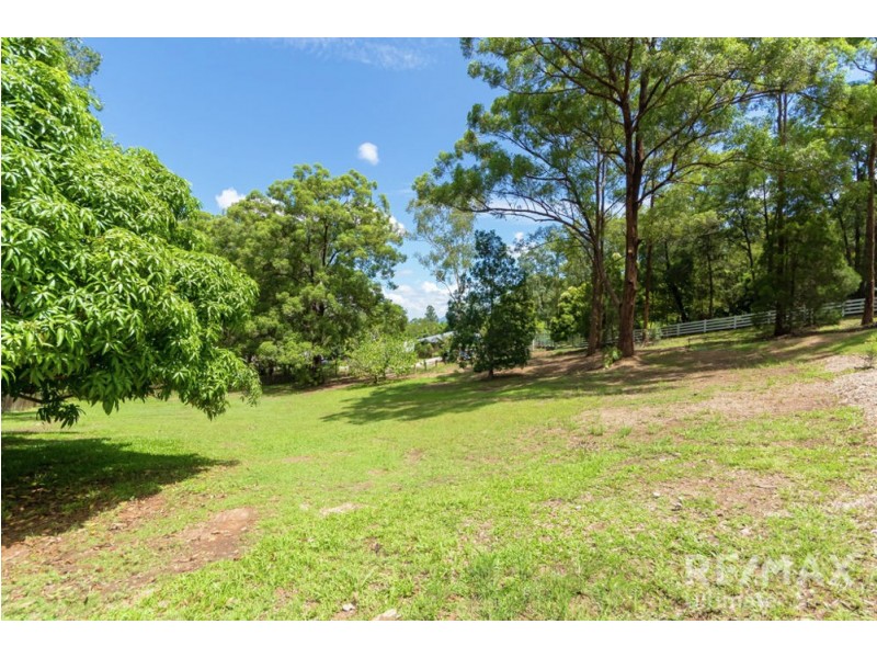 5 Dorothy Street, Narangba QLD 4504