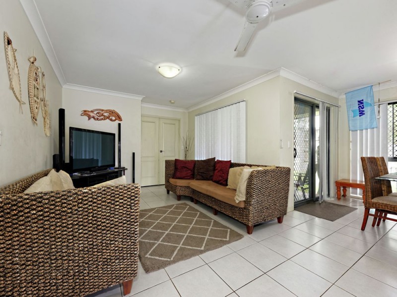 4 Robyn Close, Deception Bay QLD 4508