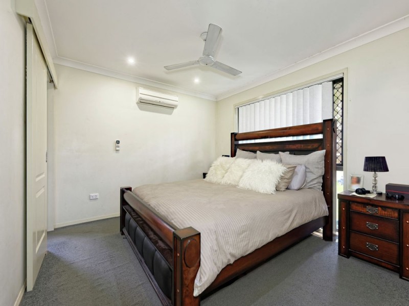 4 Robyn Close, Deception Bay QLD 4508