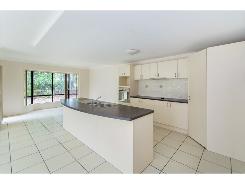 34 Whittfield Crescent, North Lakes QLD 4509