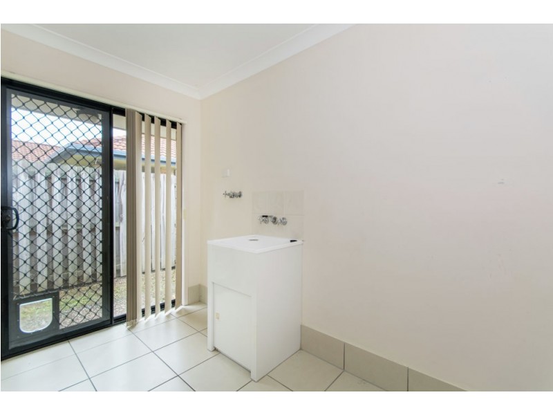 34 Whittfield Crescent, North Lakes QLD 4509