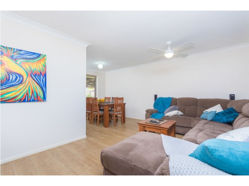 15 Cook Avenue, Caboolture South QLD 4510