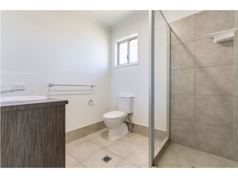 37 Grainger Cct, Burpengary QLD 4505