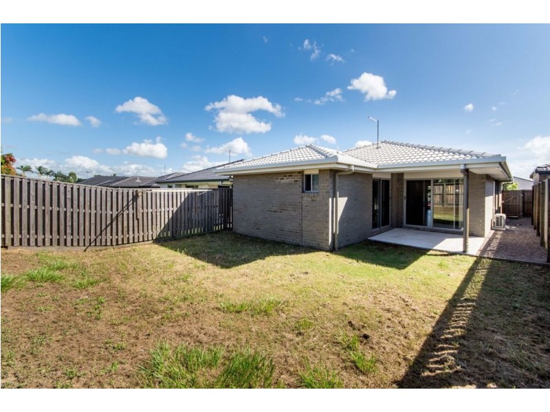 37 Grainger Cct, Burpengary QLD 4505