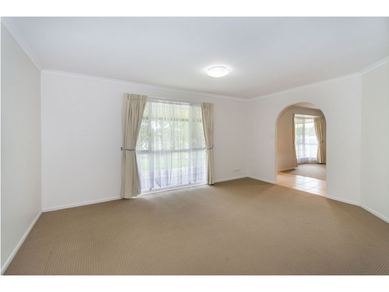 33 Homestead Road, Morayfield QLD 4506