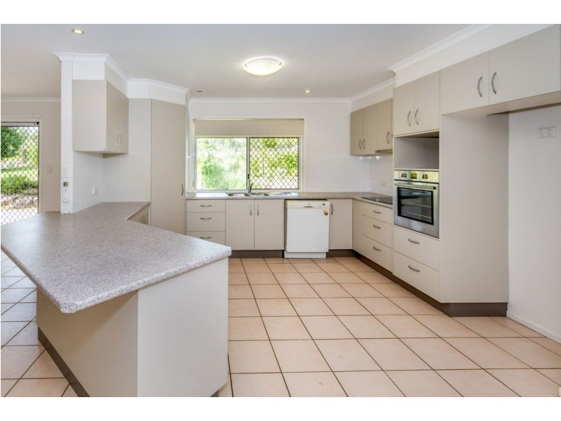 33 Homestead Road, Morayfield QLD 4506
