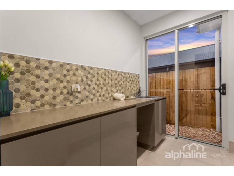 359 Brays Road, Griffin QLD 4503