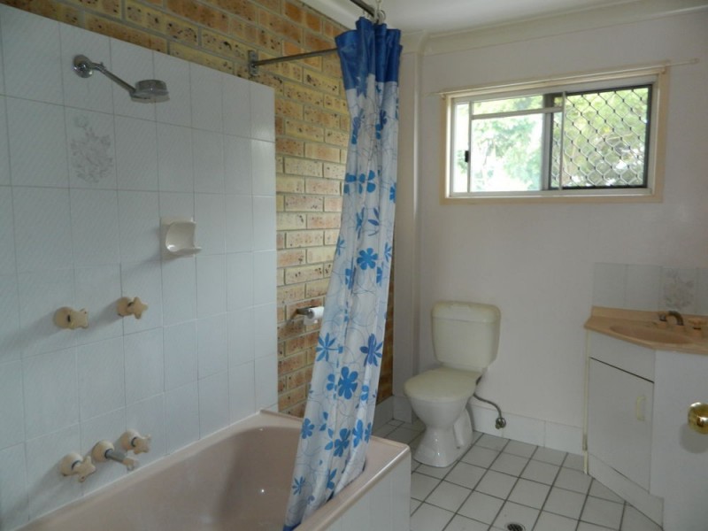 2/7 BANTRY AVENUE, Burpengary QLD 4505