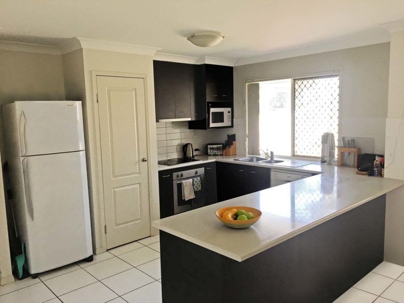 8 Bein Close, Narangba QLD 4504