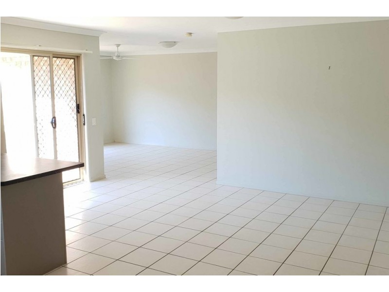 5 Malanda Court, North Lakes QLD 4509