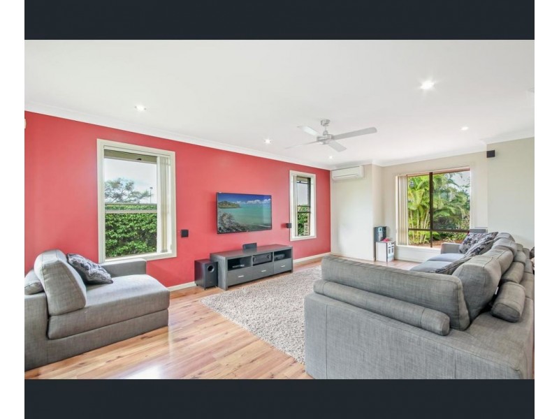 8 Matterhorn Drive, Narangba QLD 4504