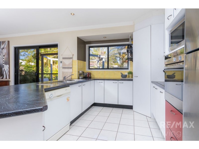 11 Sundown Court, Narangba QLD 4504