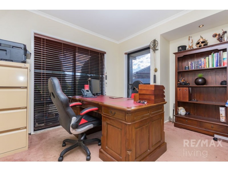 11 Sundown Court, Narangba QLD 4504