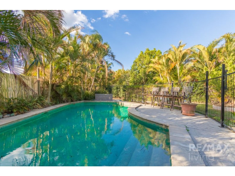 11 Sundown Court, Narangba QLD 4504