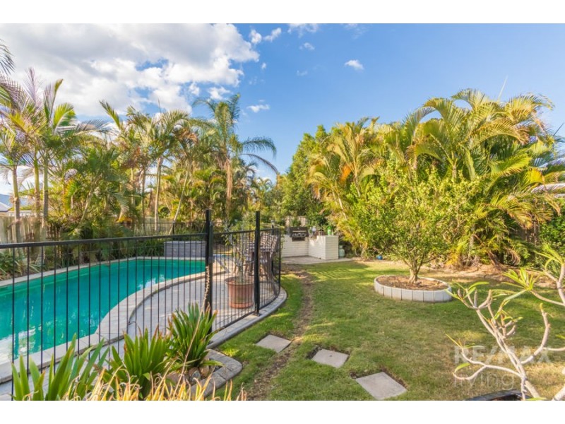 11 Sundown Court, Narangba QLD 4504