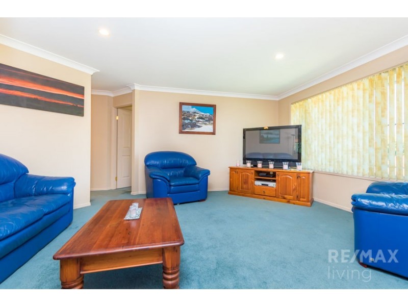 25 Cooksland Crescent, North Lakes QLD 4509