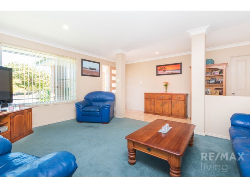 25 Cooksland Crescent, North Lakes QLD 4509