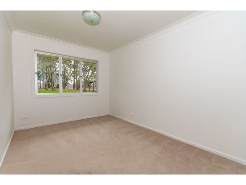 97 Anderson Rd, Morayfield QLD 4506
