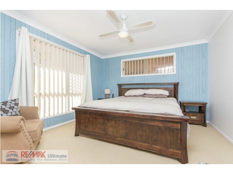 12 Sutherland Crescent, Morayfield QLD 4506