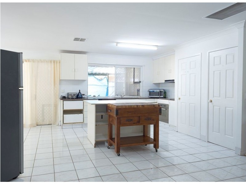 4 Graham Road, Morayfield QLD 4506